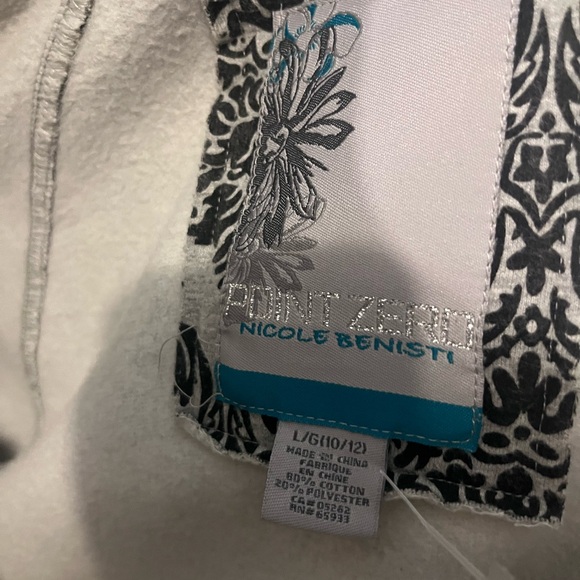 Point Zero (Nicole Benisti) fleece hoodie - Picture 8 of 8